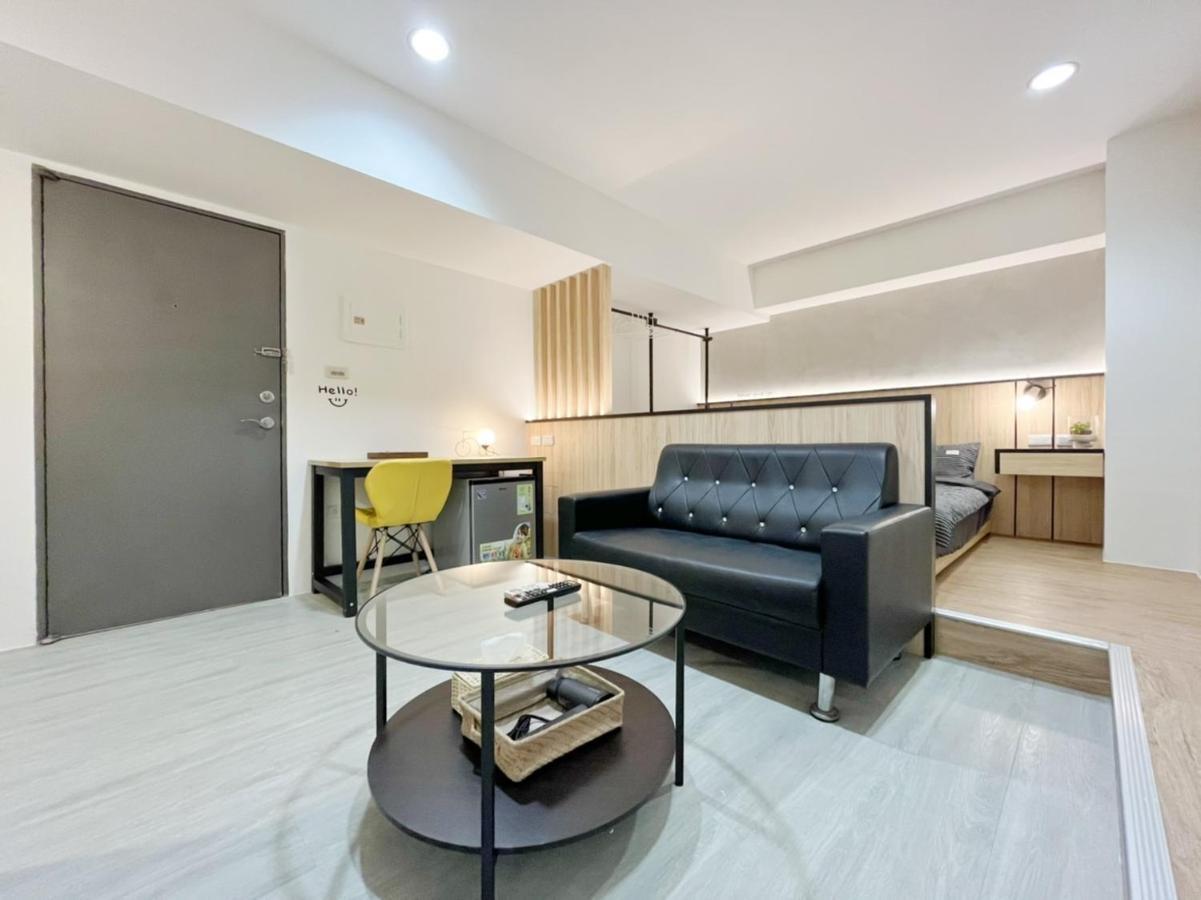 Holayoyo Apartment ไถหนาน ภายนอก รูปภาพ